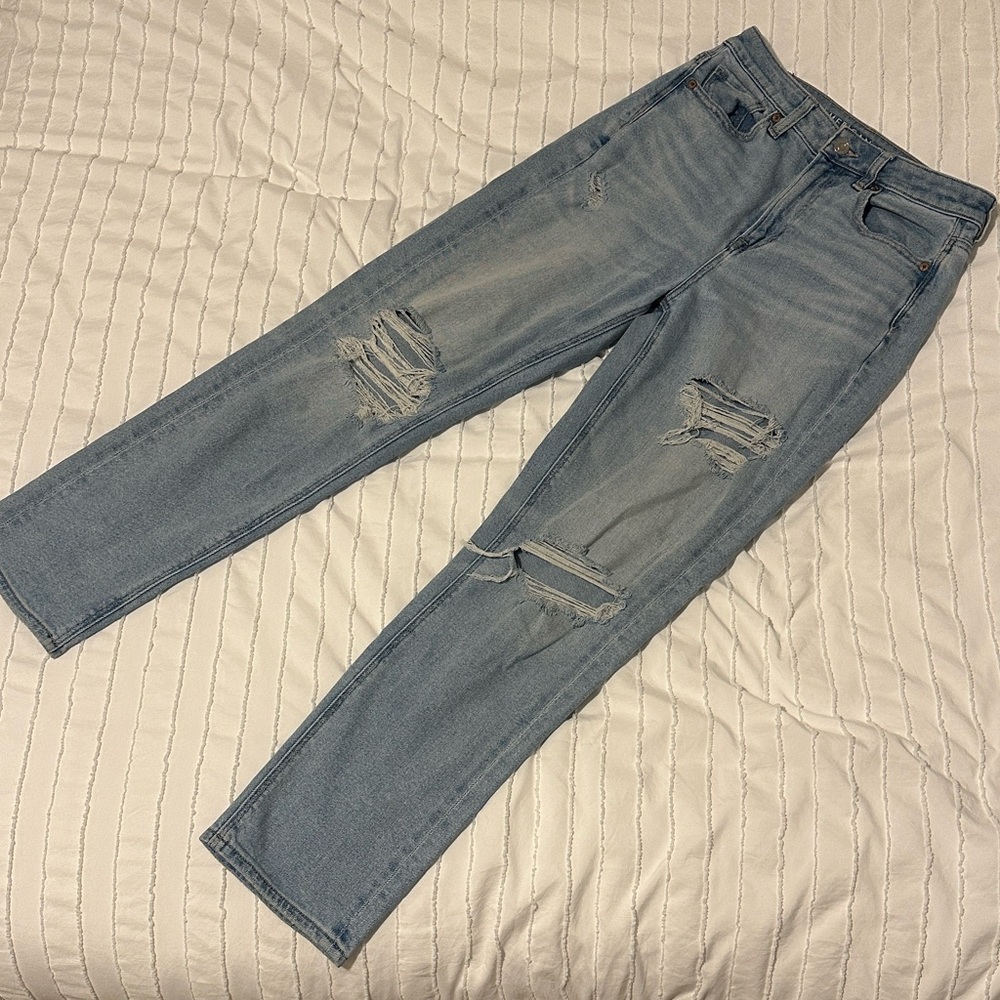 American Eagle 80% Cotton Distressed Blue Jeans
